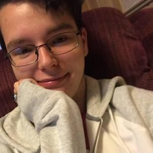 Meet your Posher, Devin